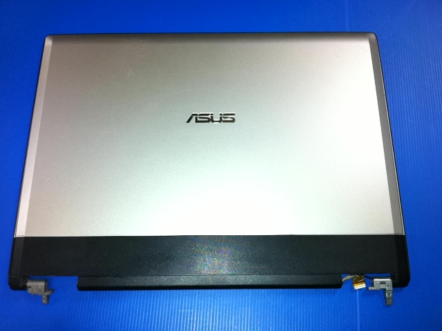 Plasturgie d'cran pour ASUS X70L