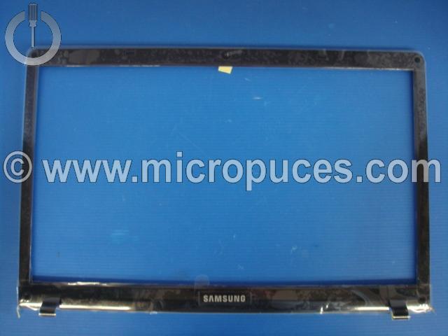 Plasturgie * NEUVE * tour d'écran pour SAMSUNG NP300E7A