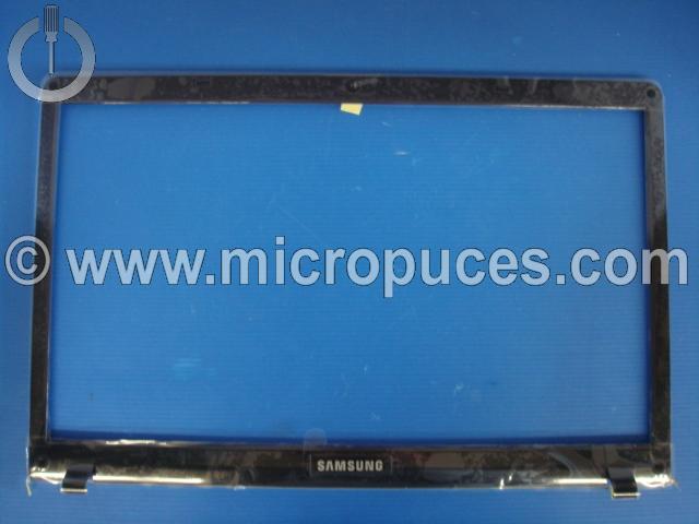 Plasturgie * NEUVE * tour d'cran pour SAMSUNG NP300E7A