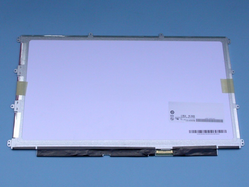 Ecran 15.6" 40 pin Slim HD 1366 x 768 oreilles latérales