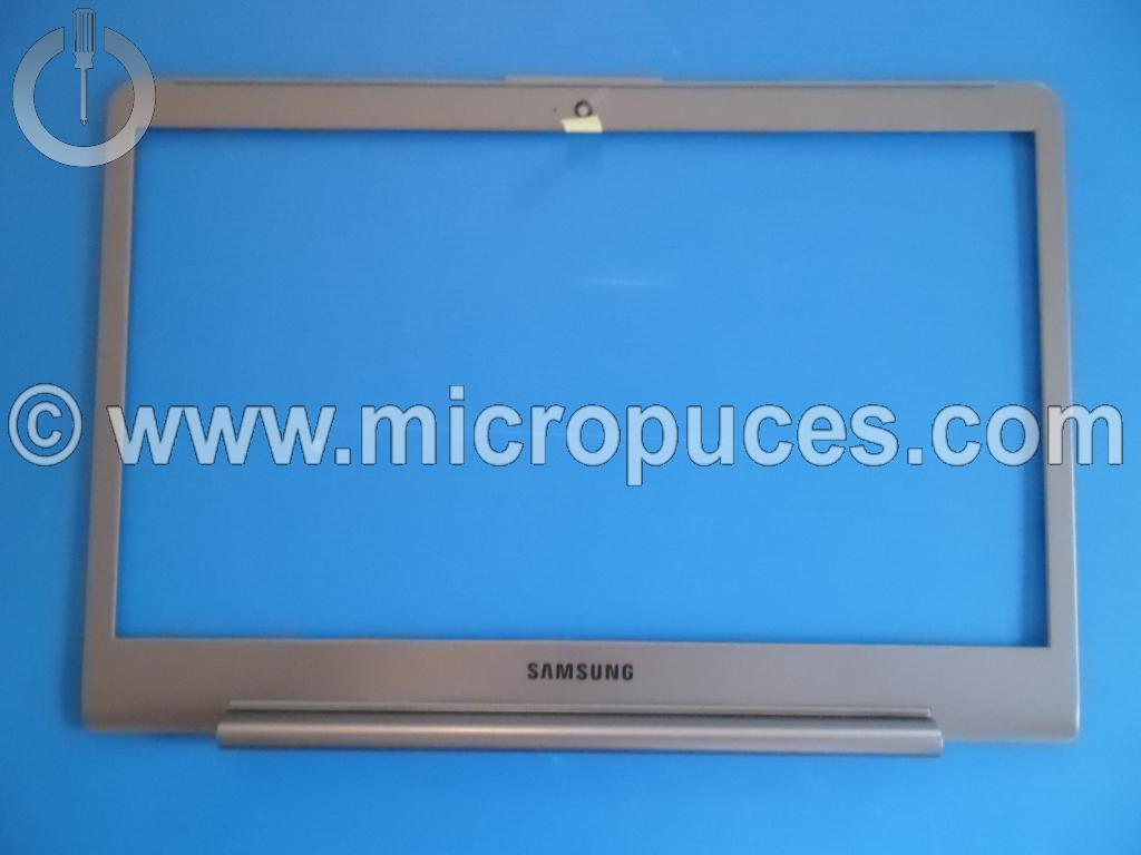 Plasturgie * NEUVE * tour d'cran pour SAMSUNG NP530U4C