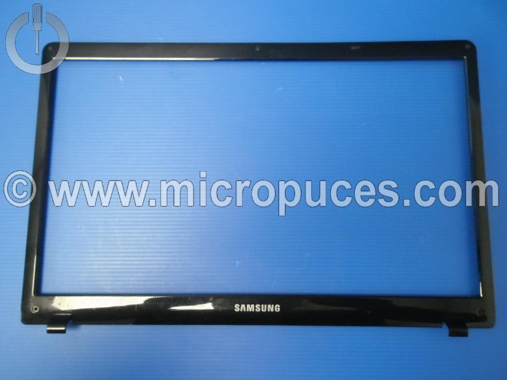 Plasturgie tour d'cran pour SAMSUNG NP300E5C