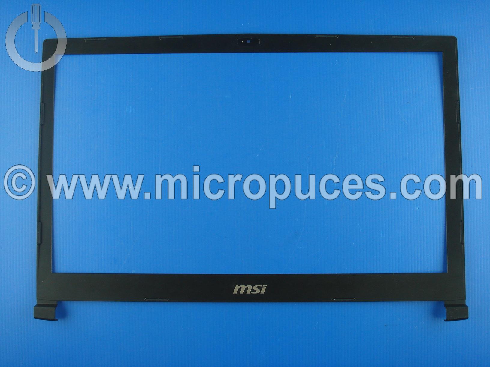 Plasturgie tour d'écran pour MSI GL73 ou GP73 collée
